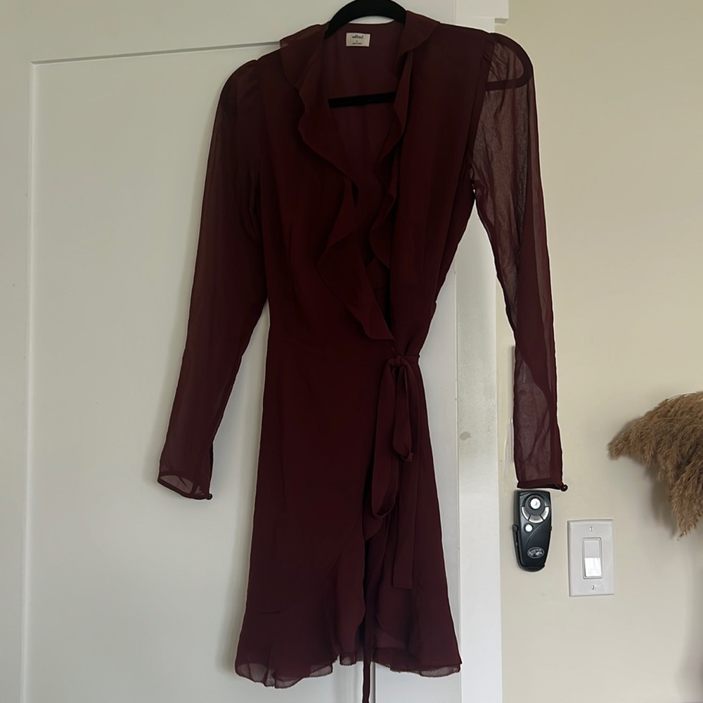 Aritzia Wilfred wrap dress